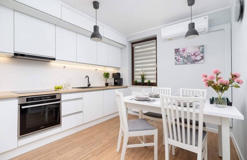 Grzegorzki Apartment | Cystersów 20C | Comfortable Apartment | Parking