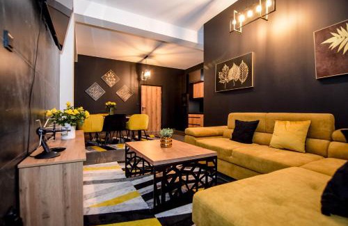 Zakopane Apartment | "CZARNA TURNIA"-Apartament Góralski