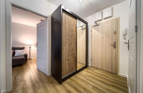 Psie Pole Apartment | Czartoryskiego Cosy Apartment by BookingHost