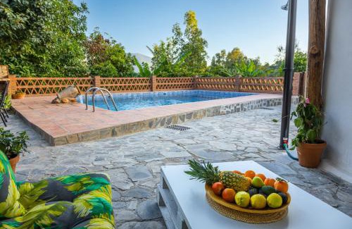 Orgiva House | Días al Sol O2- Piscina y Barbacoa
