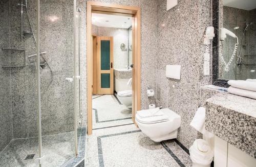 Binz Apartment | Dünenpark Binz - Komfortplus Ferienwohnung mit 1 Schlafzimmer und Terrasse im Erdgeschoss 063