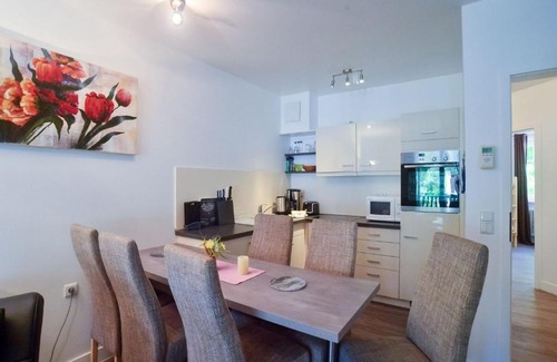Binz Apartment | Dünenpark Binz - Komfortplus Ferienwohnung mit 2 Schlafzimmern und Balkon im Obergeschoss 268