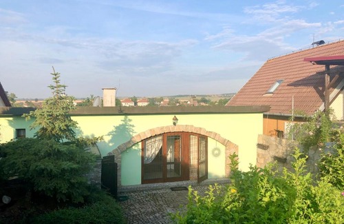 Olbramovice House | Dům U Slunce a Vína