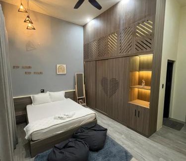 Phu Quy Apartment | Dượng Tài Homestay