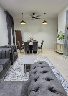 Gua House | D'Lena homestay