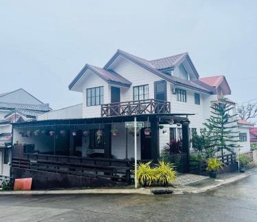 Alfonso House | D’Waldz Villa Tagaytay