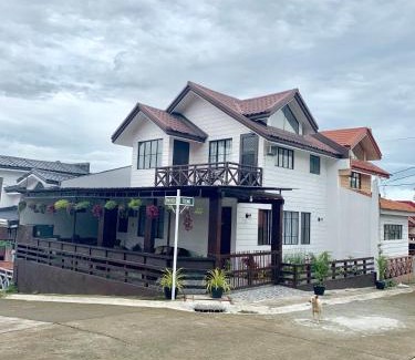 Alfonso House | D’Waldz Villa Tagaytay