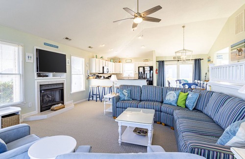 Duck House | D0115, Gorgeous! Private Pool, Hot Tub, Game room, Family Friendly