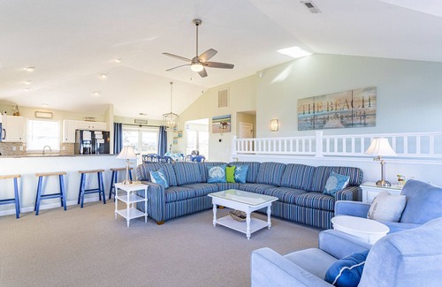 Duck House | D0115, Gorgeous! Private Pool, Hot Tub, Game room, Family Friendly