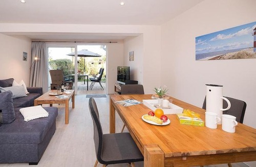 Groemitz Apartment | D1 - Haus Dünenpark Königsberger Allee 12 - Feriendomizil Hollich