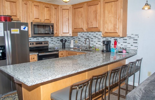 Ghent Condo | D104 · Winterplace Ski in Ski out condo First floor! D104
