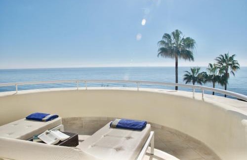 Buenas Noches Apartment | D12 Espectacular y moderno apartamento en primera línea - Estepona - Sinfonia del Mar