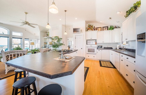 Carolina Dunes House | D2115 Shorehaven Too. Ocean Views, Rec Room; Convenient Beach Access!