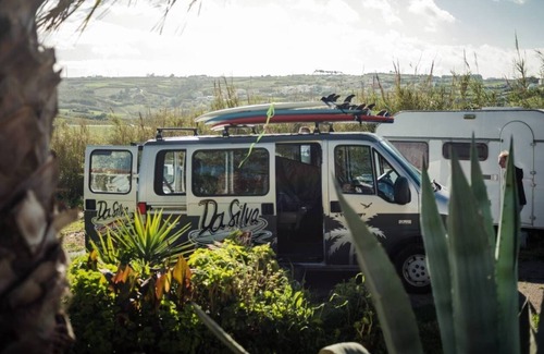 Atalaia Bed & Breakfast | Da Silva Surfcamp 4 bed rooms with breakfast