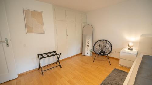 Reutlingen Apartment | Dachgeschosswohnung am Fuße des Georgenbergs
