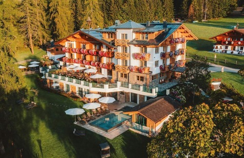 Ramsau am Dachstein House | Dachstein-suite, Bad & WC, Frühstück - Hotel Lindenhof