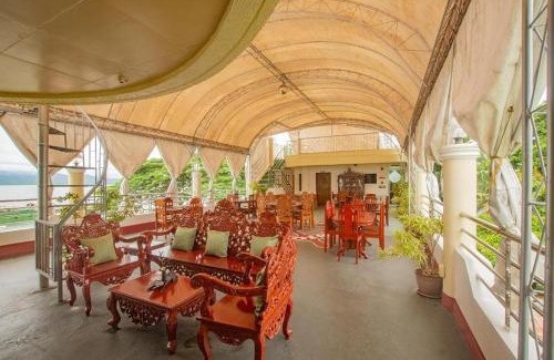 Puerto Princesa City Centre Bed & Breakfast | Dads Bayview Pension