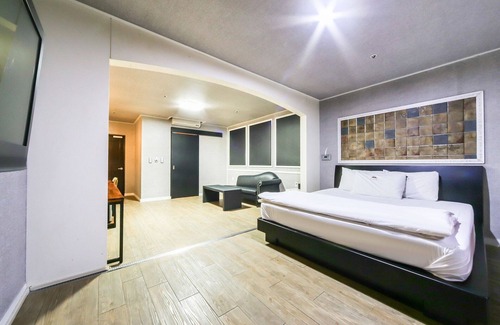 Sincheondong Hotel | Daegu Dongdaegu Station IN THE Hotel