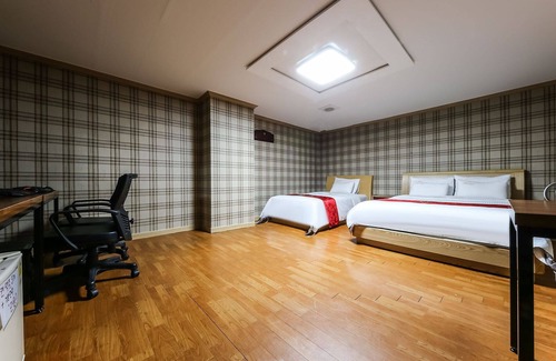 Seo-gu Hotel | Daejeon Wolpyeong Honey