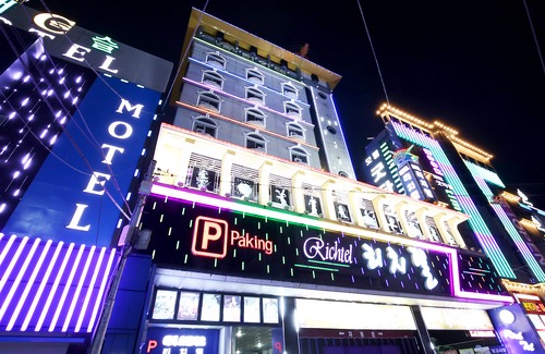 Dong-gu Hotel | Daejeon Yongjeon Richtel