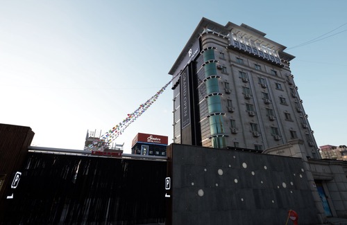 Bongmyeong-dong Hotel | Daejeon Yuseong Bergen Hotel