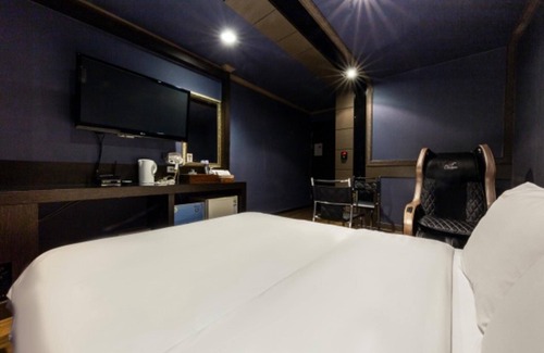 Bongmyeong-dong Hotel | Daejeon Yuseong Hera