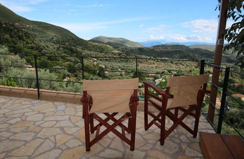 Sivros Cottage | DAFNI Μικρή πέτρινη κατοικία δυο επιπέδων .44 τ.μ. με υπέροχη θέα