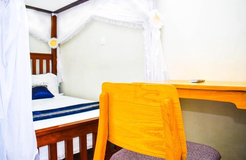 Homa Bay Bed & Breakfast | Dahlia Hotel and Accommodation