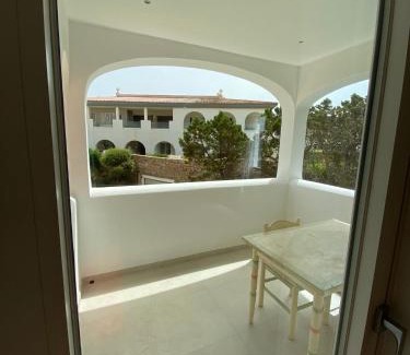 Capo Ferro Apartment | Dahu Porto Cervo 3 camere 2 bagni sulla spiaggia cala del faro