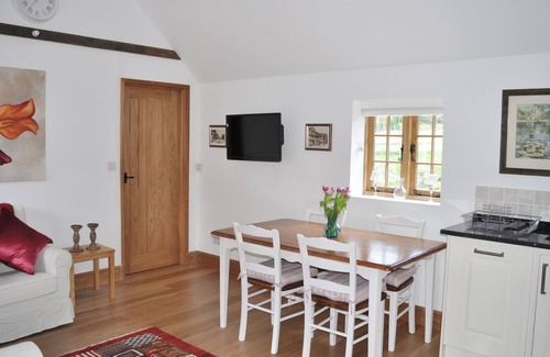 Tonbridge Cottage | * Dairy Cottage *, Child Friendly Holidays. DISCOUNTS available -call!