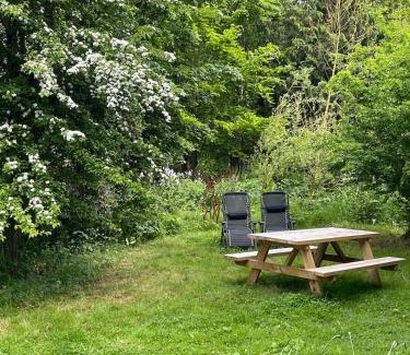 Rewe House | Daisy-a romantic logcabin hiding amongst the trees