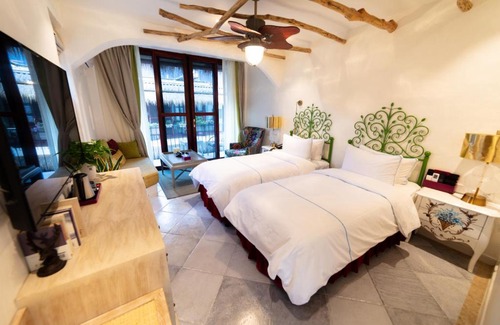 Dali Ancient Town House | Dali Jixiang Wannian Guest House
