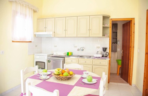 Almiros Beach Apartment | Dalia Apartment in Corfu