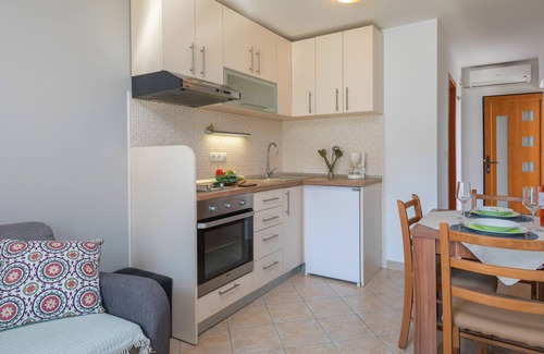 Island Hvar Condo | Dalmatian stone house Jelsa-Hvar A1