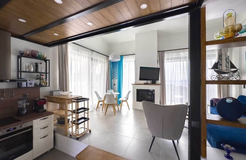 Skiathos Villa | Damari Moondancer Villa in Skiathos, stylish 3-bedroom villa with private pool