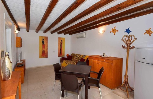 Lampedusa Villa | Dammuso in the countryside