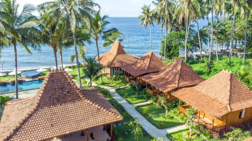 Penuktukan Hotel | Dani Beach Villa - Beachfront Villas in Penuktukan