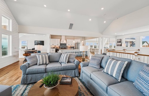 Colington House | Daniels - Brand New Luxury Oceanfront Home
