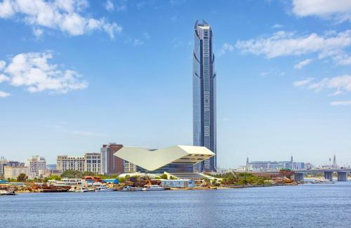 Dubai Apartment | Daniels Waterside 1BR at Creek Edge