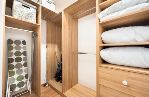 Annopol Apartment | Daniszewska Cosy Apartment by BookingHost
