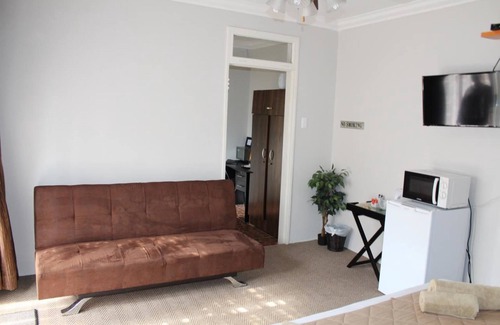 Polokwane House | Danlee Overnight Accomodation