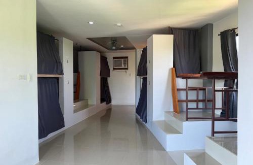 Manoc-Manoc House | Dante's Hideaway Guest House