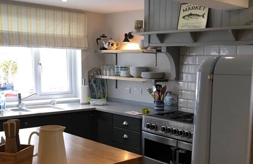Breage Cottage | Daphne Cottage, Breage, Near coast, Porthleven, Praa Sands, Marizion, Helston