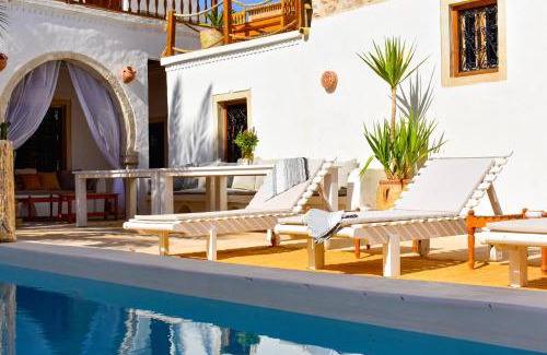 Erriadh House | Dar Shams - Les Houchs De Djerba
