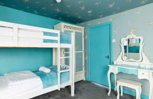 Kemptown House | Darling By The Sea - by Brighton Holiday Lets
