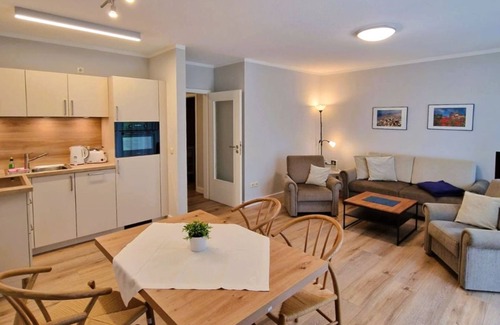 Zingst Apartment | Darßer Weg 38 a Whg. 20 - Cozy vacation apartment in an apartment house in