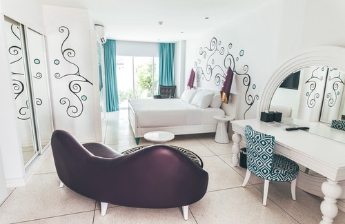Pantai Tengah Hotel | Dash Resort Langkawi