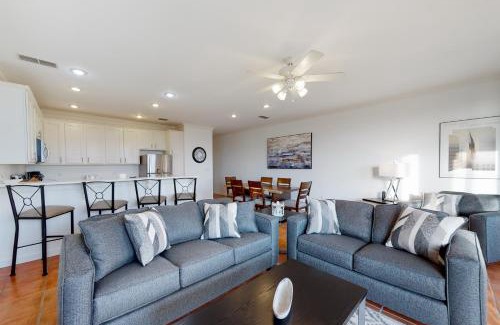Dauphin Island Apartment | Dauphin Island Beach Club #210