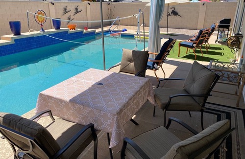North Mountain House | Dave's Sunshine Getaway for 2 or 3/Private with free heated Pool