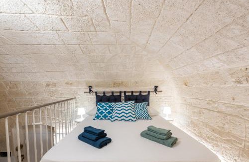 Municipio 2 Apartment | David Pretty Loft near Central Station Casatuabari